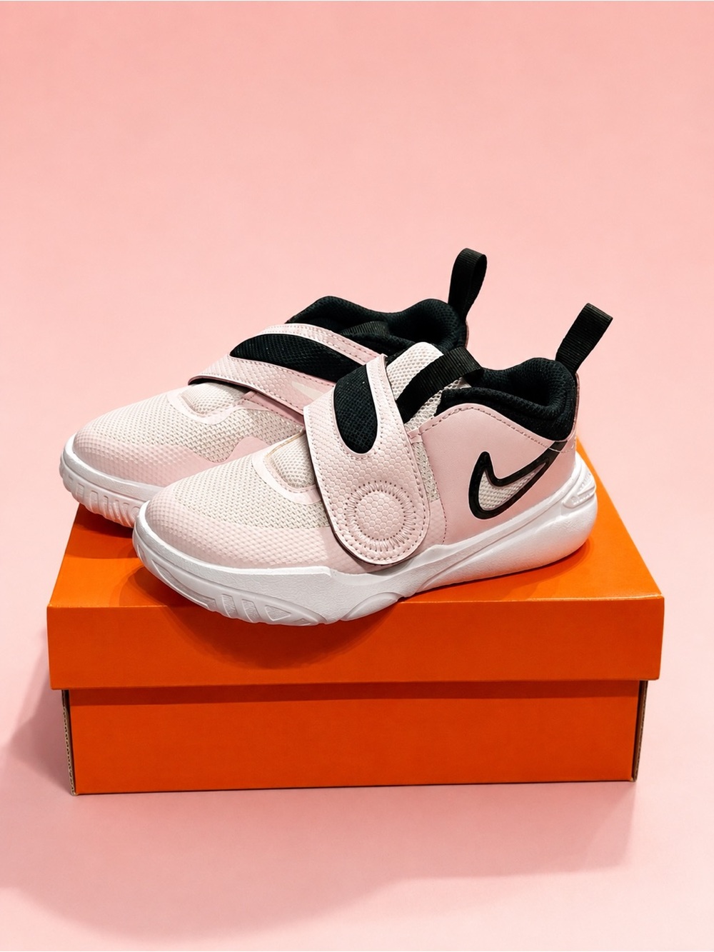 Nike Team Hustle D 11 Toddler Girls Pink Sneakers Size 10C NWOT